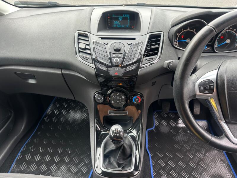 FORD FIESTA