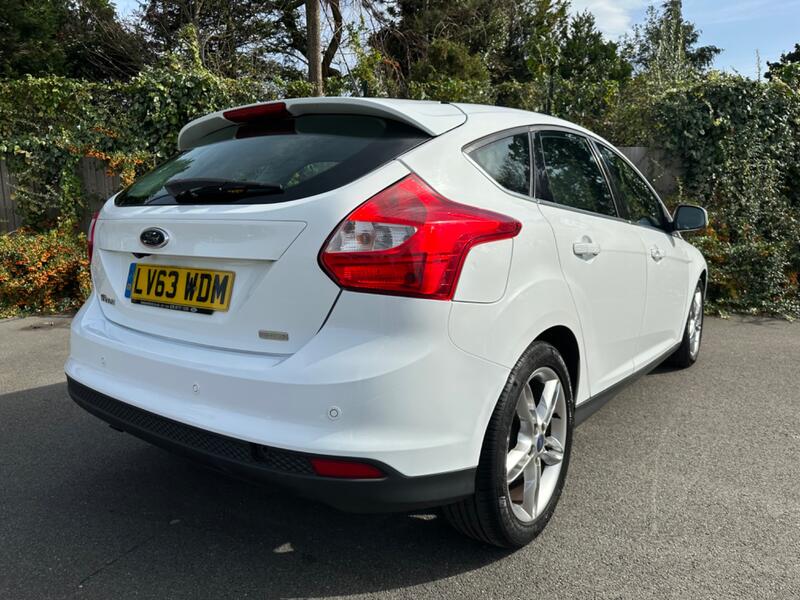 FORD FOCUS