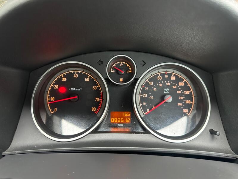 VAUXHALL ASTRA