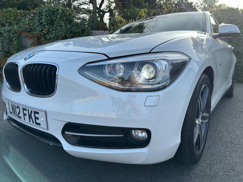 BMW 1 SERIES