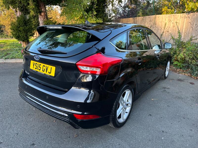 FORD FOCUS