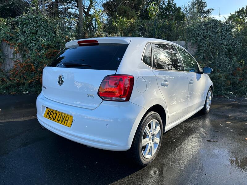 VOLKSWAGEN POLO