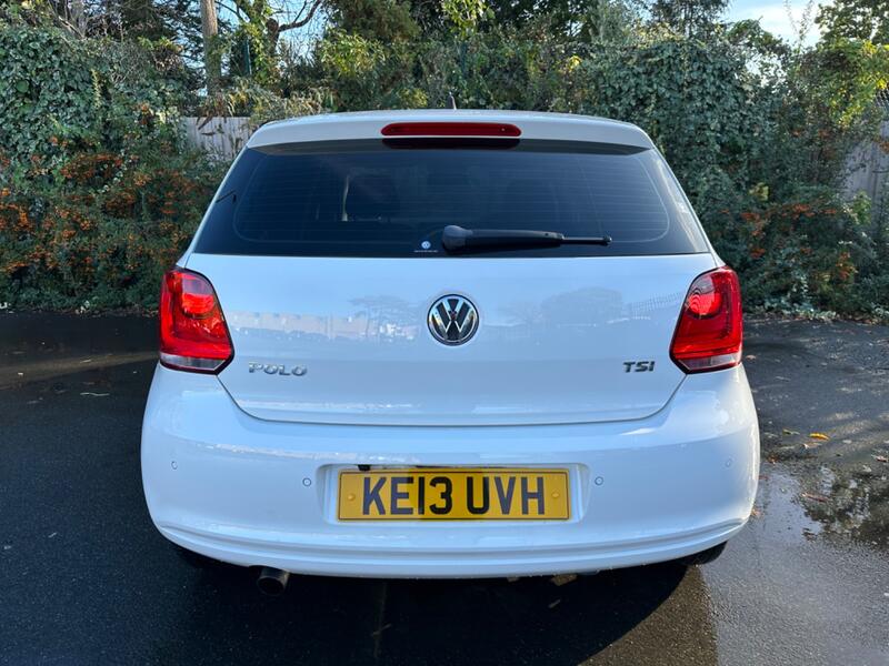 VOLKSWAGEN POLO