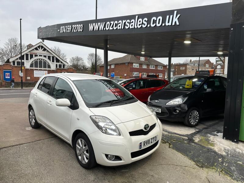 TOYOTA YARIS
