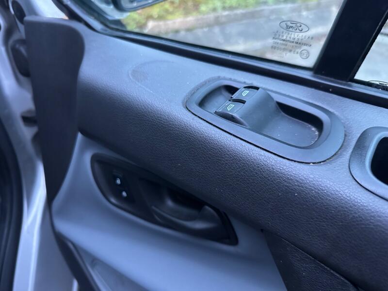 FORD TRANSIT CUSTOM