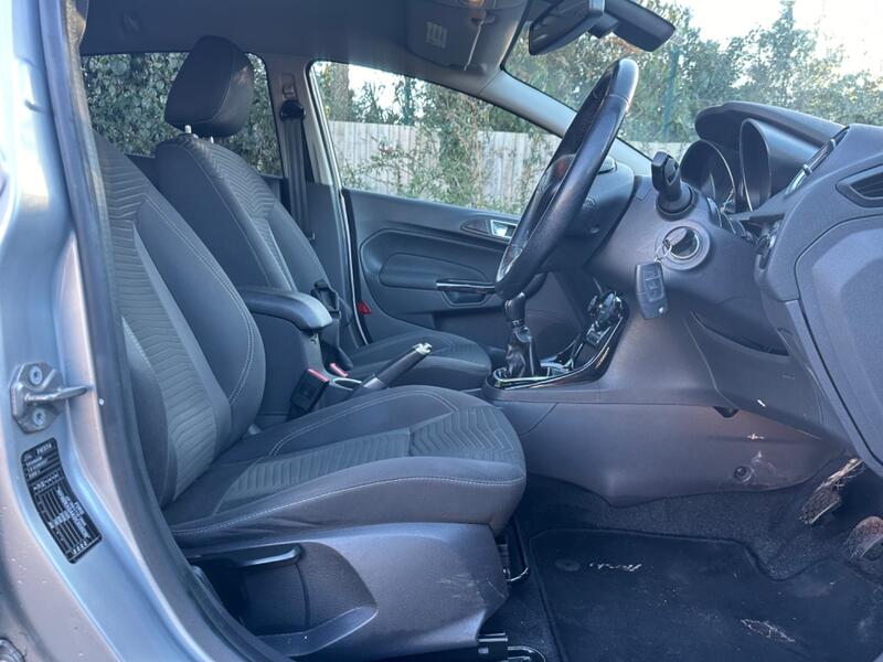 FORD FIESTA