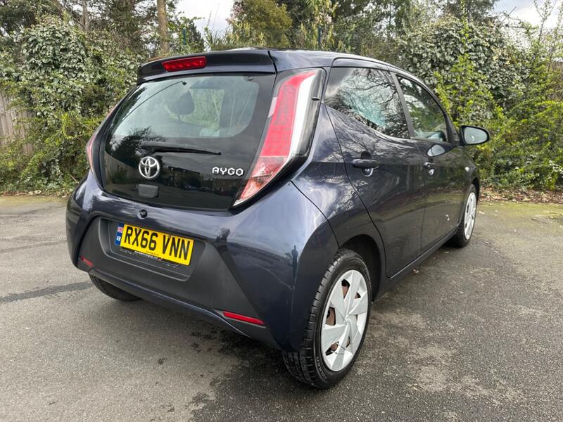TOYOTA AYGO