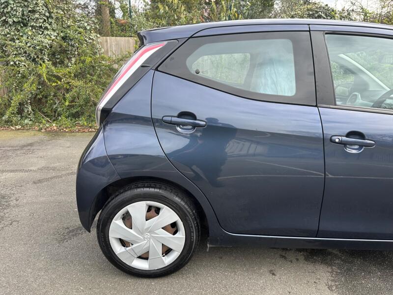 TOYOTA AYGO