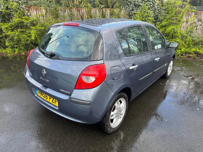 RENAULT CLIO