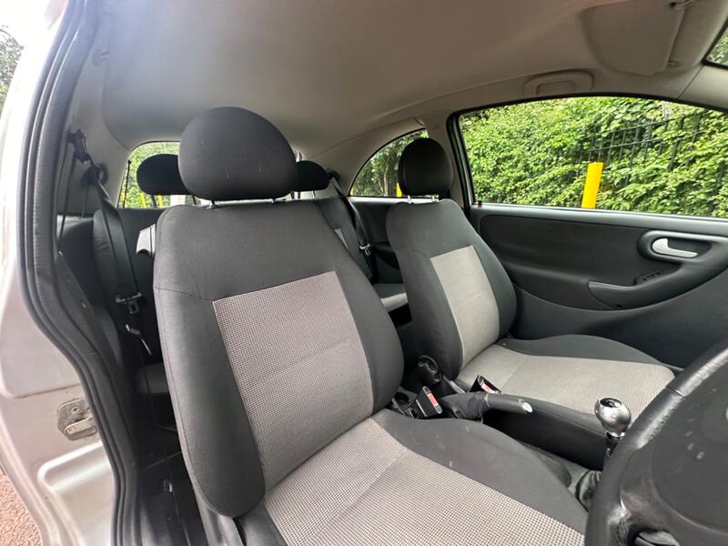 VAUXHALL CORSA