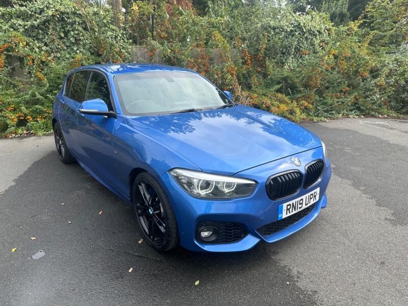 BMW 1 SERIES