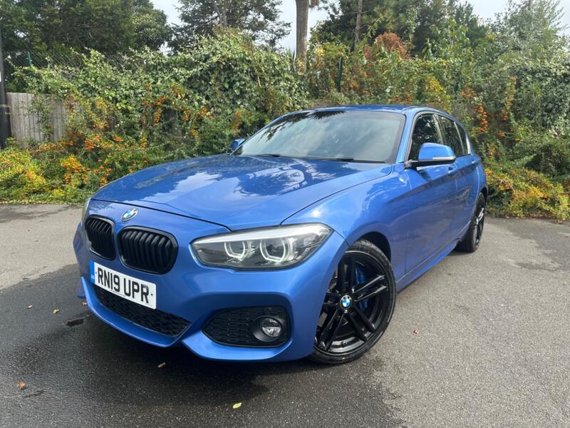 BMW 1 SERIES
