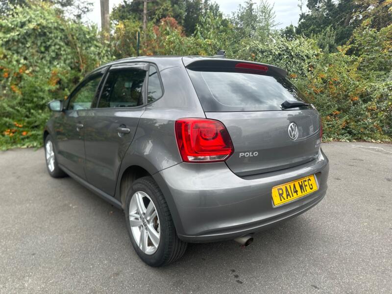 VOLKSWAGEN POLO