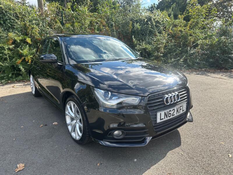 View AUDI A1 1.4 TFSI S line Style Edition S Tronic Euro 5 (s/s) 3dr