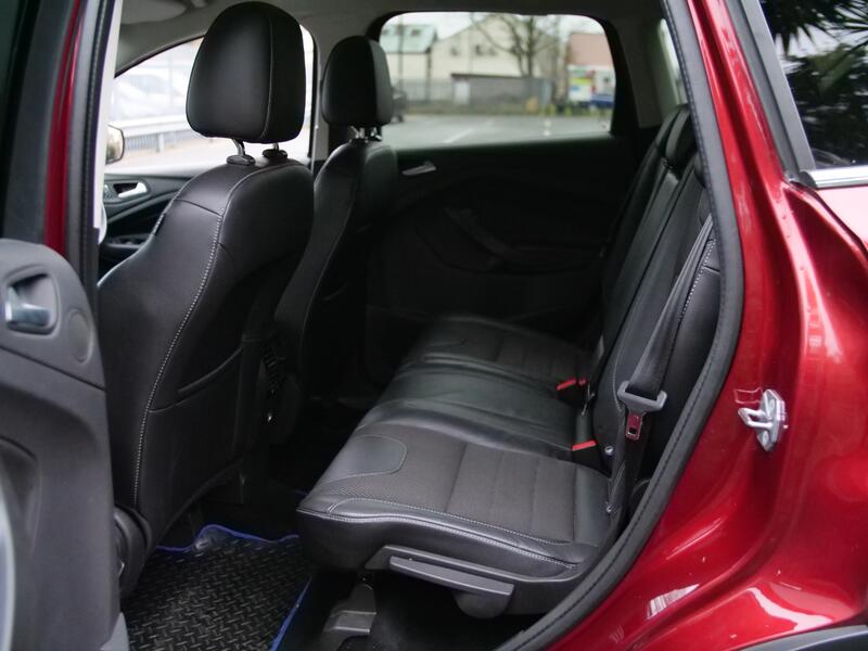FORD KUGA