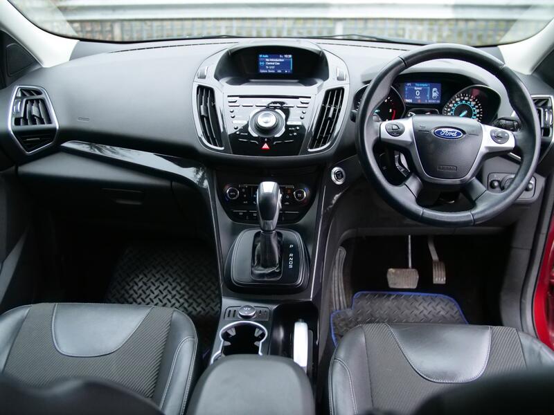 FORD KUGA