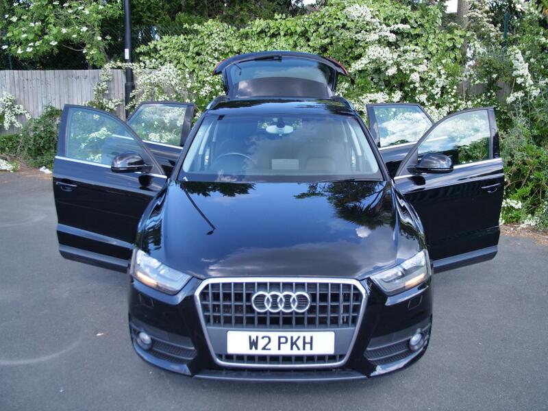 AUDI Q3