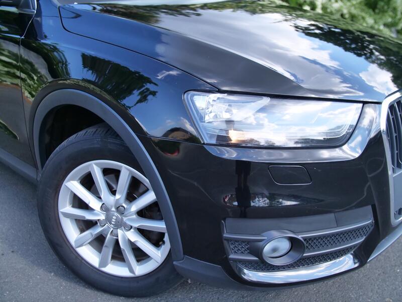 View AUDI Q3 1.4 TFSI SE
