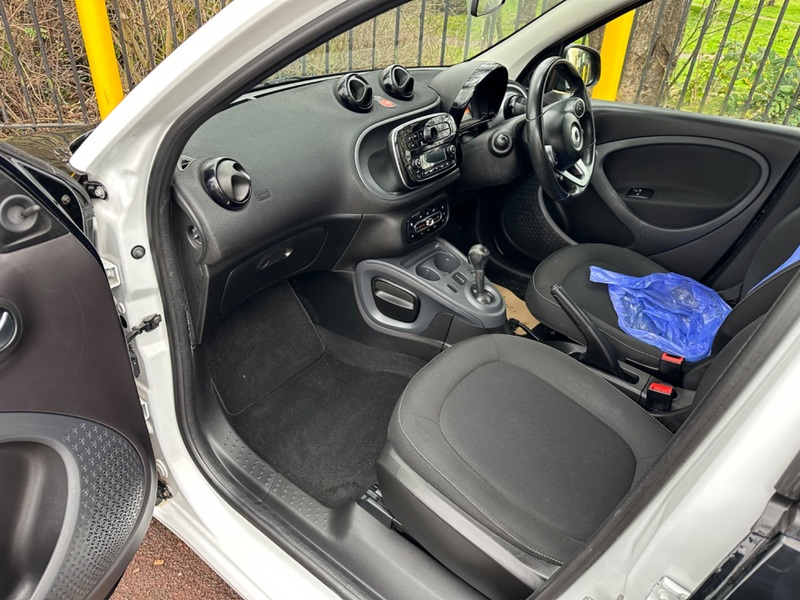 SMART FORFOUR