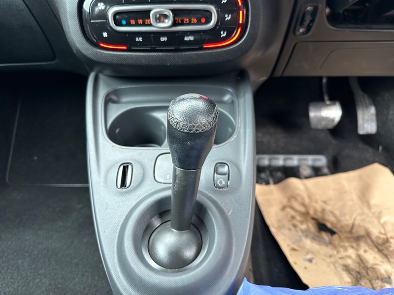SMART FORFOUR