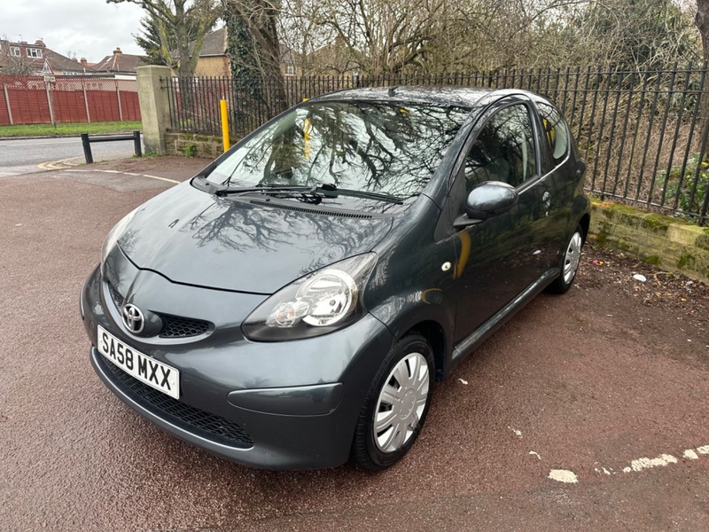 TOYOTA AYGO