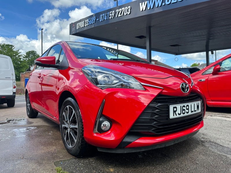 TOYOTA YARIS