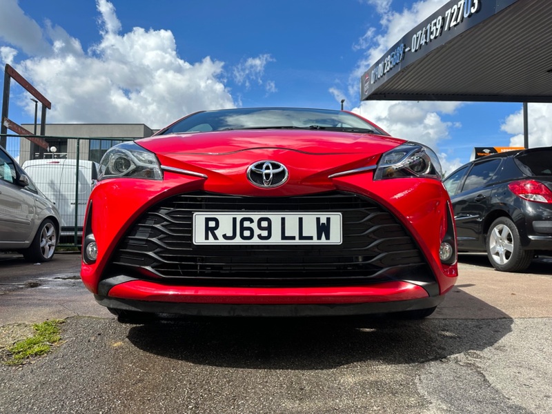 TOYOTA YARIS