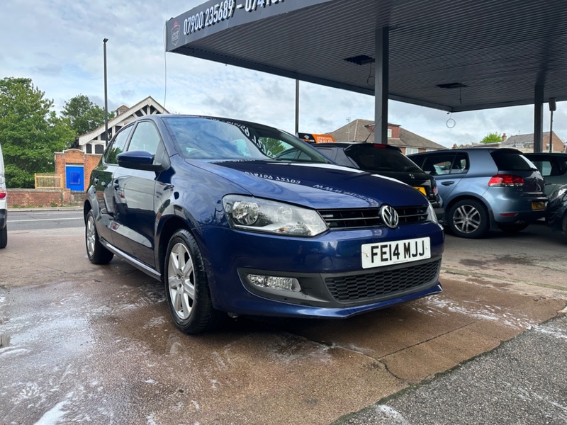 VOLKSWAGEN POLO