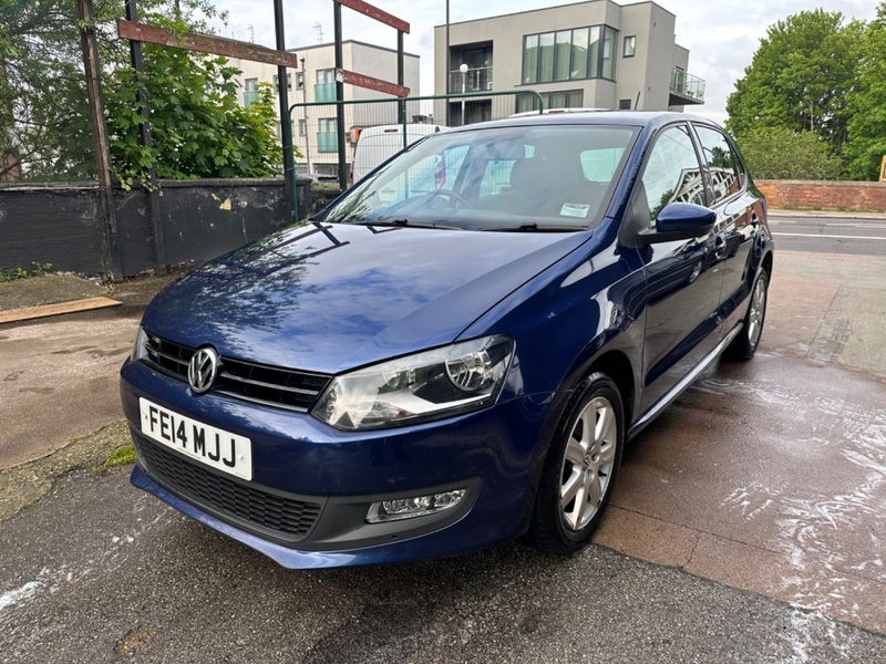 VOLKSWAGEN POLO