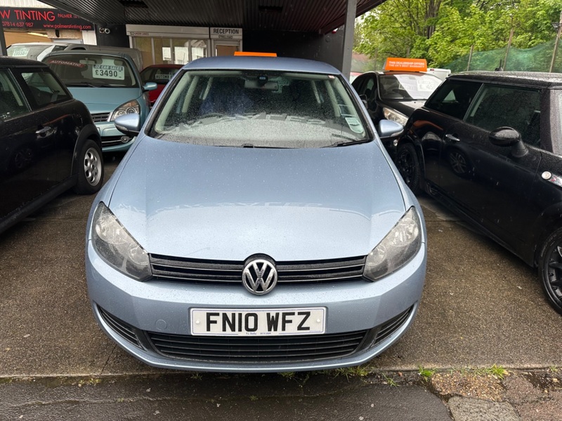VOLKSWAGEN GOLF