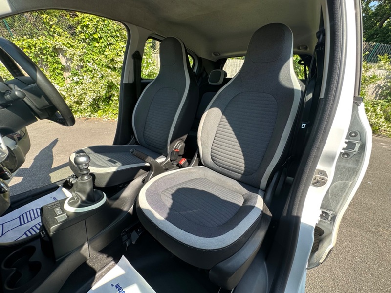 RENAULT TWINGO