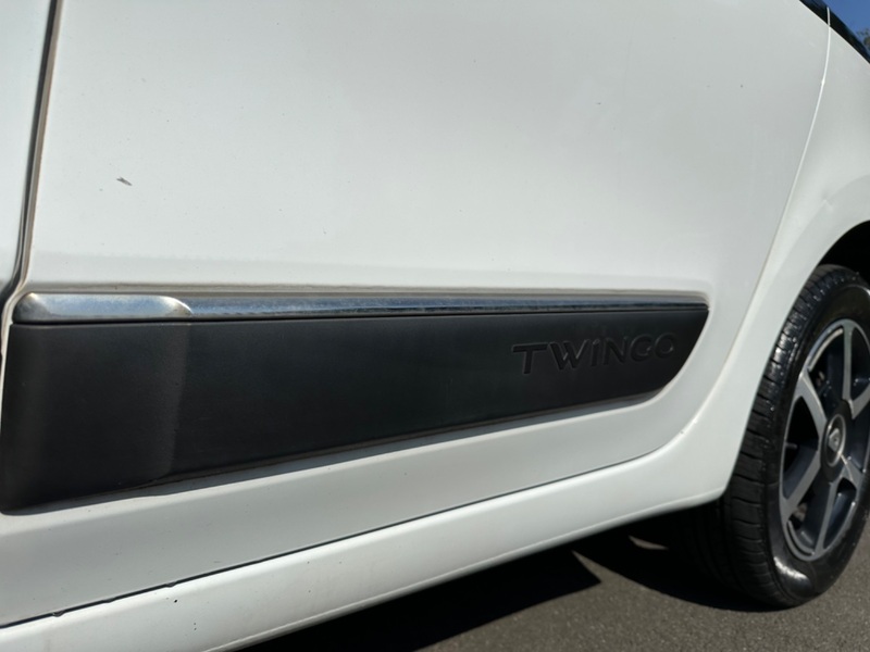 RENAULT TWINGO