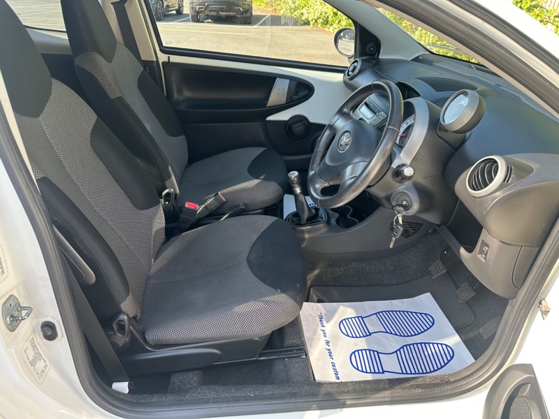 TOYOTA AYGO