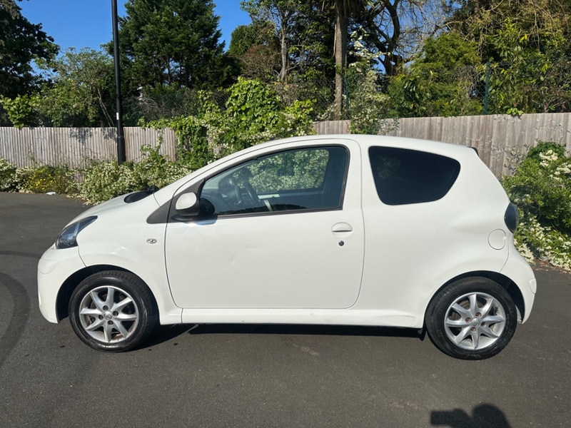 TOYOTA AYGO