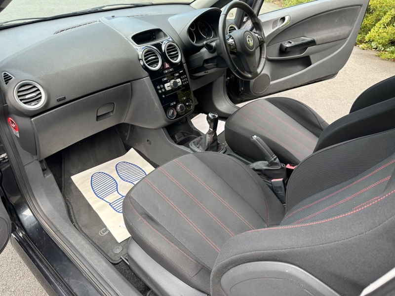 VAUXHALL CORSA