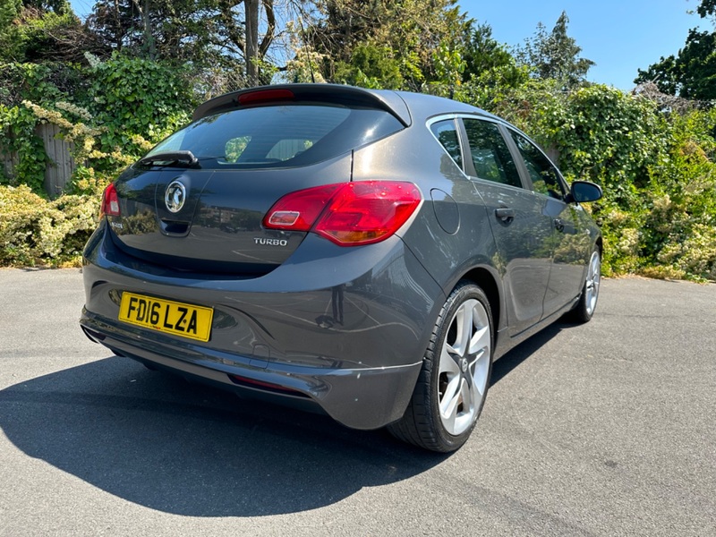 VAUXHALL ASTRA