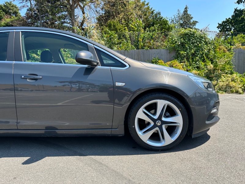 VAUXHALL ASTRA