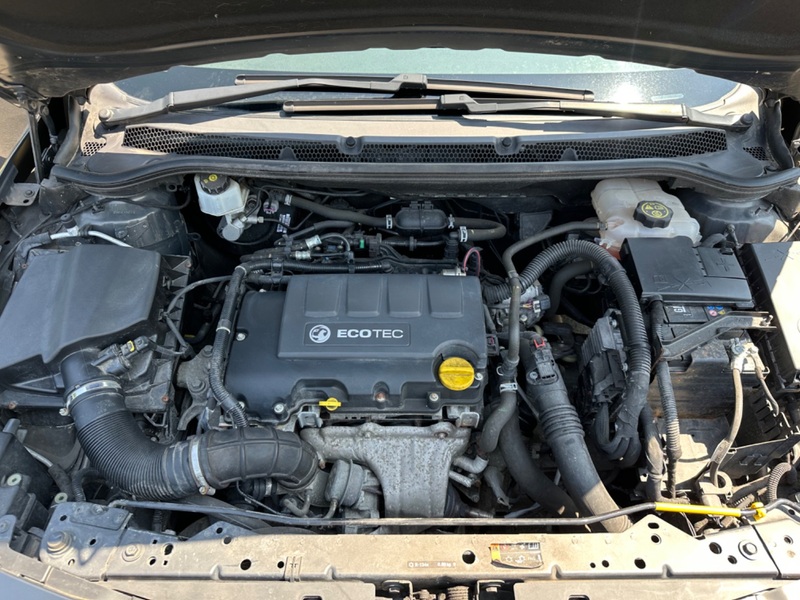 VAUXHALL ASTRA