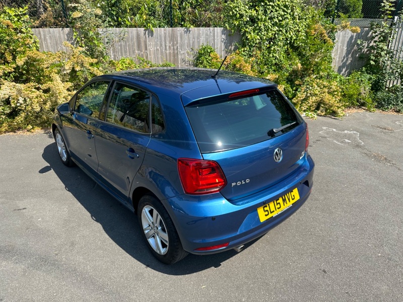 VOLKSWAGEN POLO