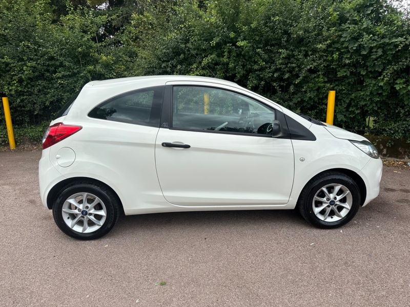 FORD KA