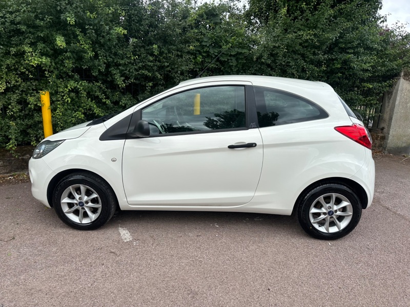 FORD KA