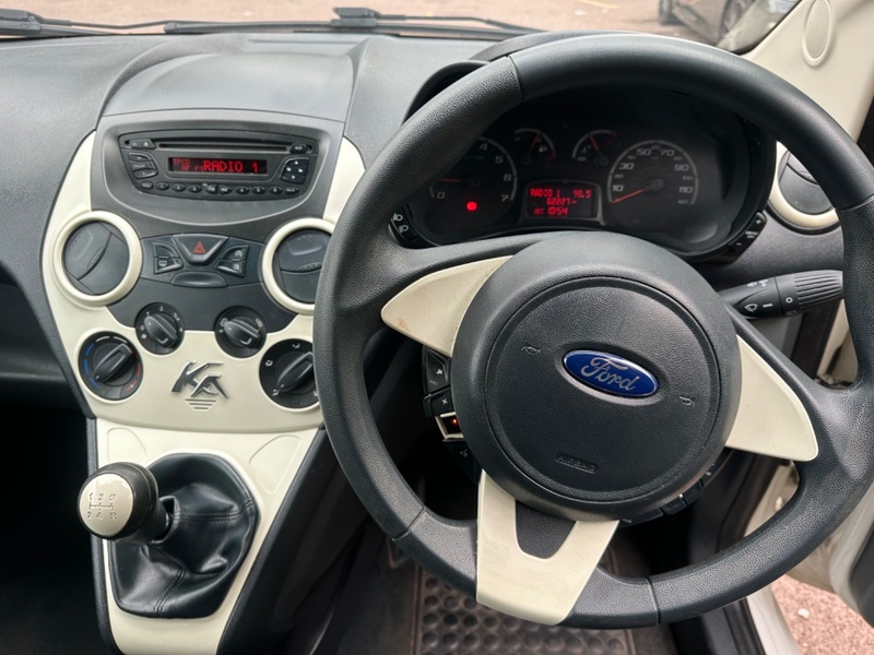 FORD KA