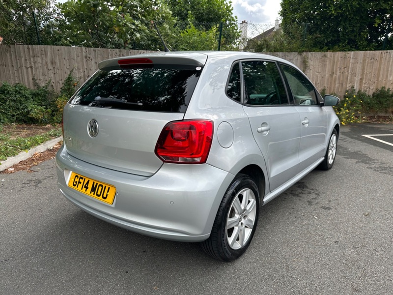 VOLKSWAGEN POLO