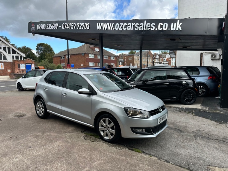 VOLKSWAGEN POLO